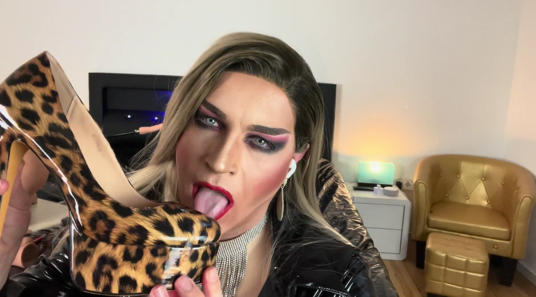 Femdom Trans WIchsanelitung und Sperma Videos